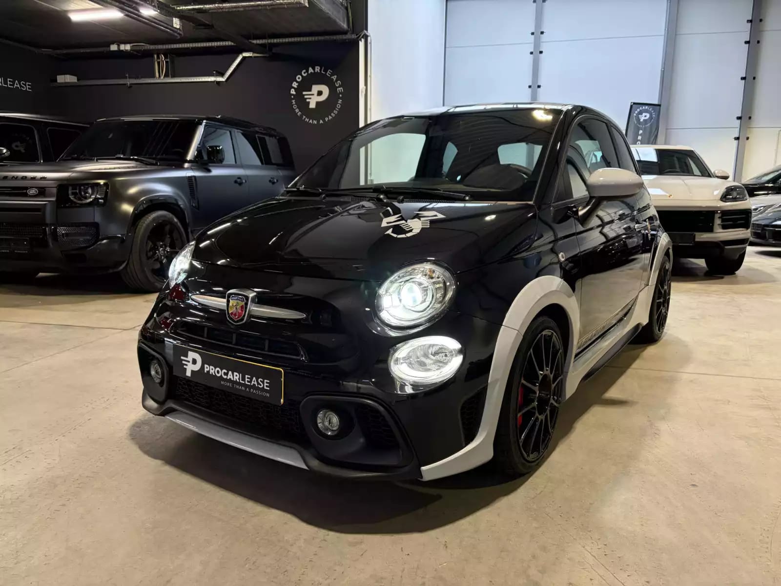 Abarth 695 695 70TH ANNIVERSARY /CARBON/ KONI/ BREMBO/ RECORD MONZAAPPLE CAR PLAY - Photo 1