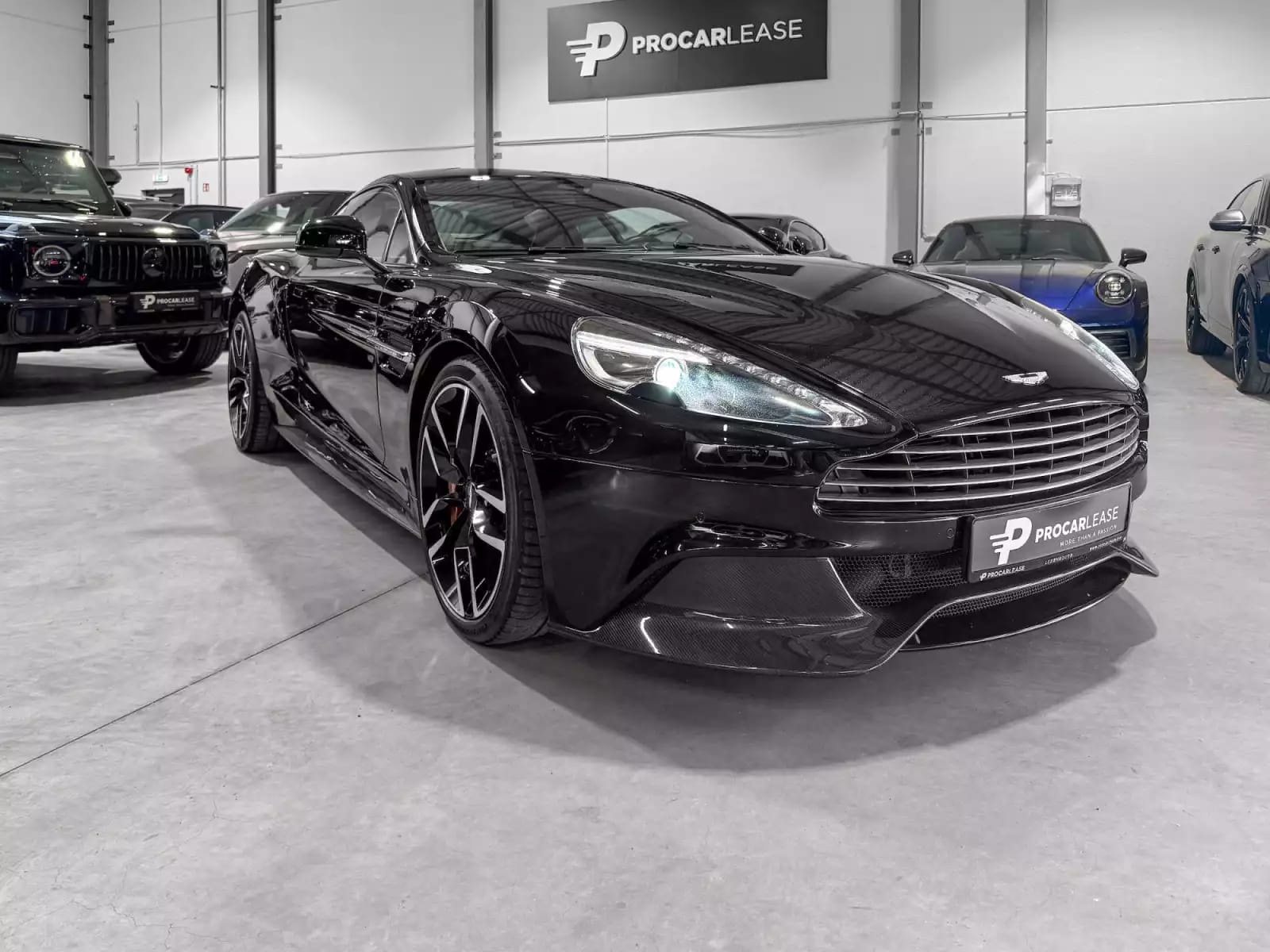 Aston Martin Vanquish V12 VANQUISH/ KERAMIK/CARBON/BANG&OLUFSEN/20° - Photo 1