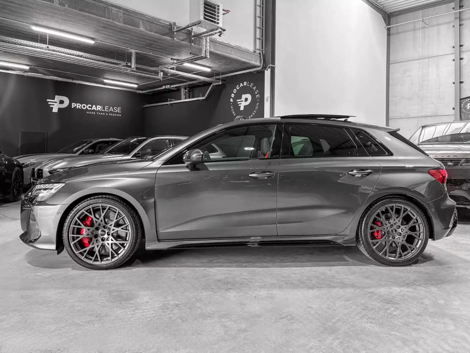 Audi RS3 Sportback 2.5 TFSI quattro/Pano/19/360°/SONOS/SCHALE S/MATRIX - Photo 1
