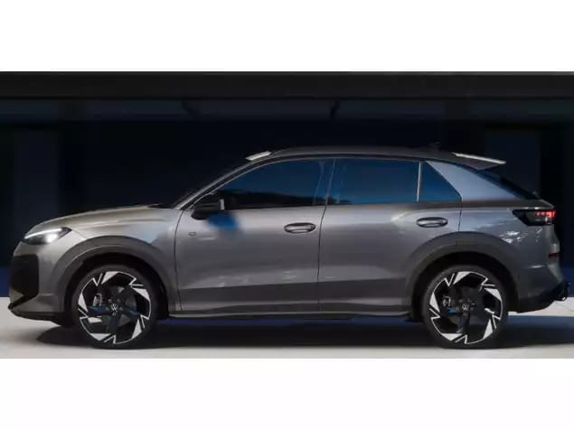 Volkswagen T-Roc T-Roc R-Line 1.5 eTSI  (150 CV)/PANO/AHK/360°/VOLL - Photo 1