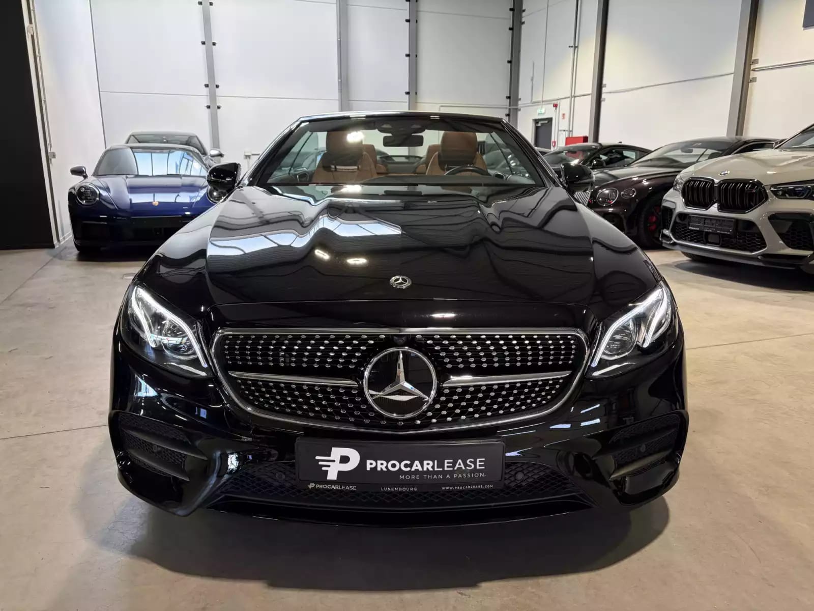 Mercedes-Benz E 200 E200 AMG LINE/ BI-COLOR /AMG-LINE/ BURMESTER/ 360° - Photo 1