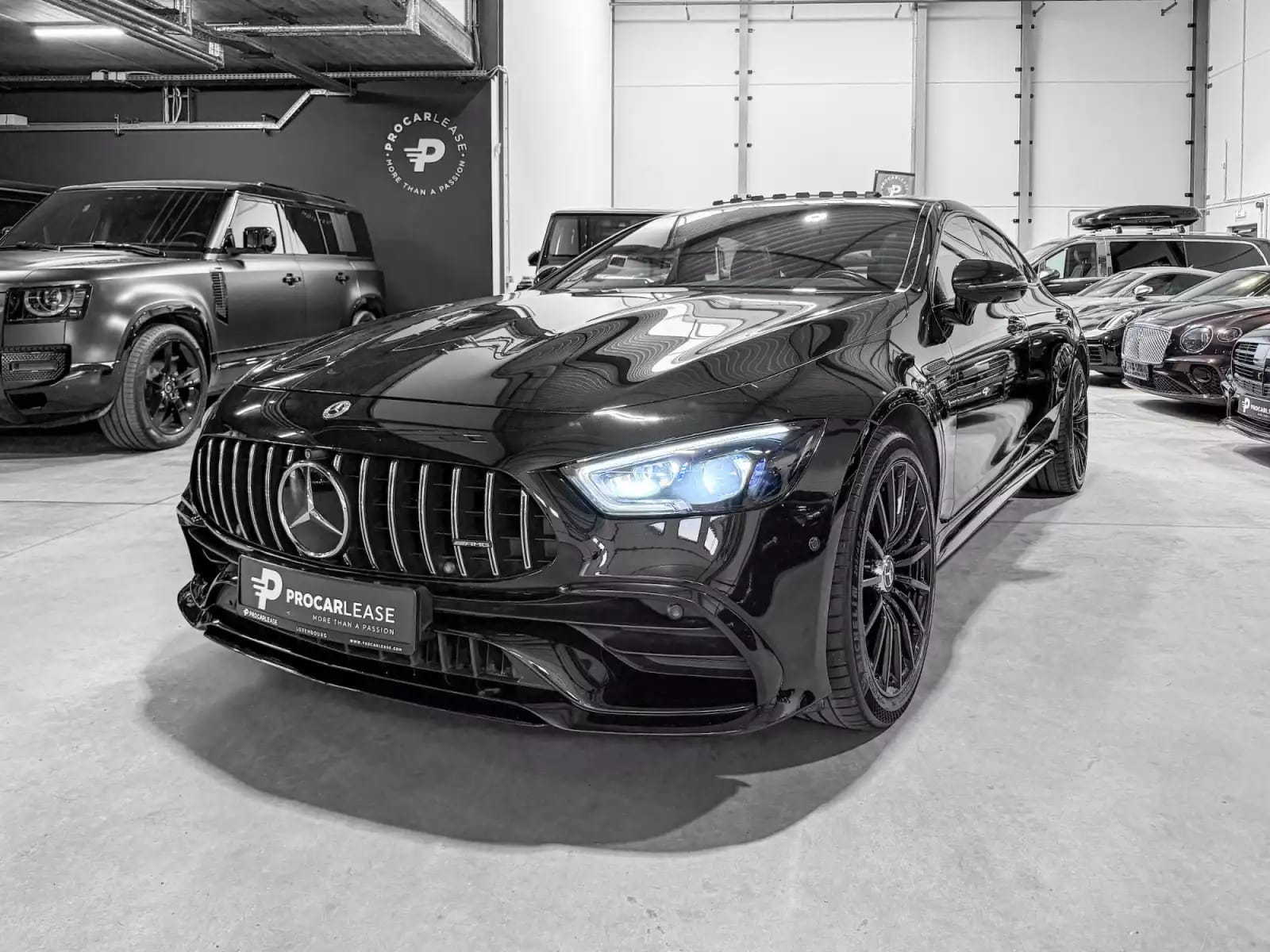 Mercedes-Benz AMG GT GT53 4-Door / 4 MATIC/ RIDE CONTROL/ 360°/ AMG PERFORMANCE - Photo 1