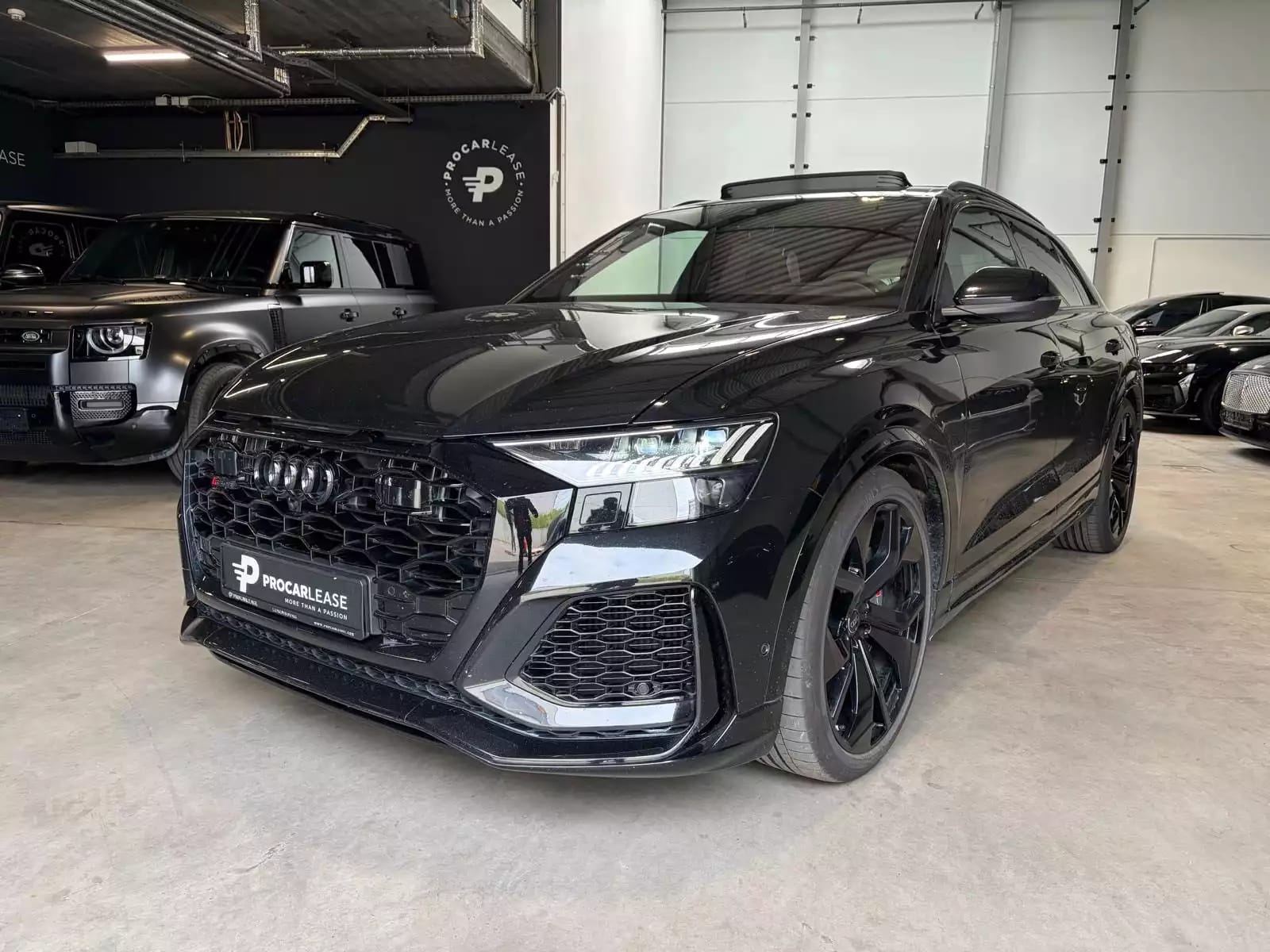 Audi RS Q8 4.0 TFSI/PANO/23//HUD/Matrix/DYNAMIC/NIGHT V/*VOLL** - Photo 1