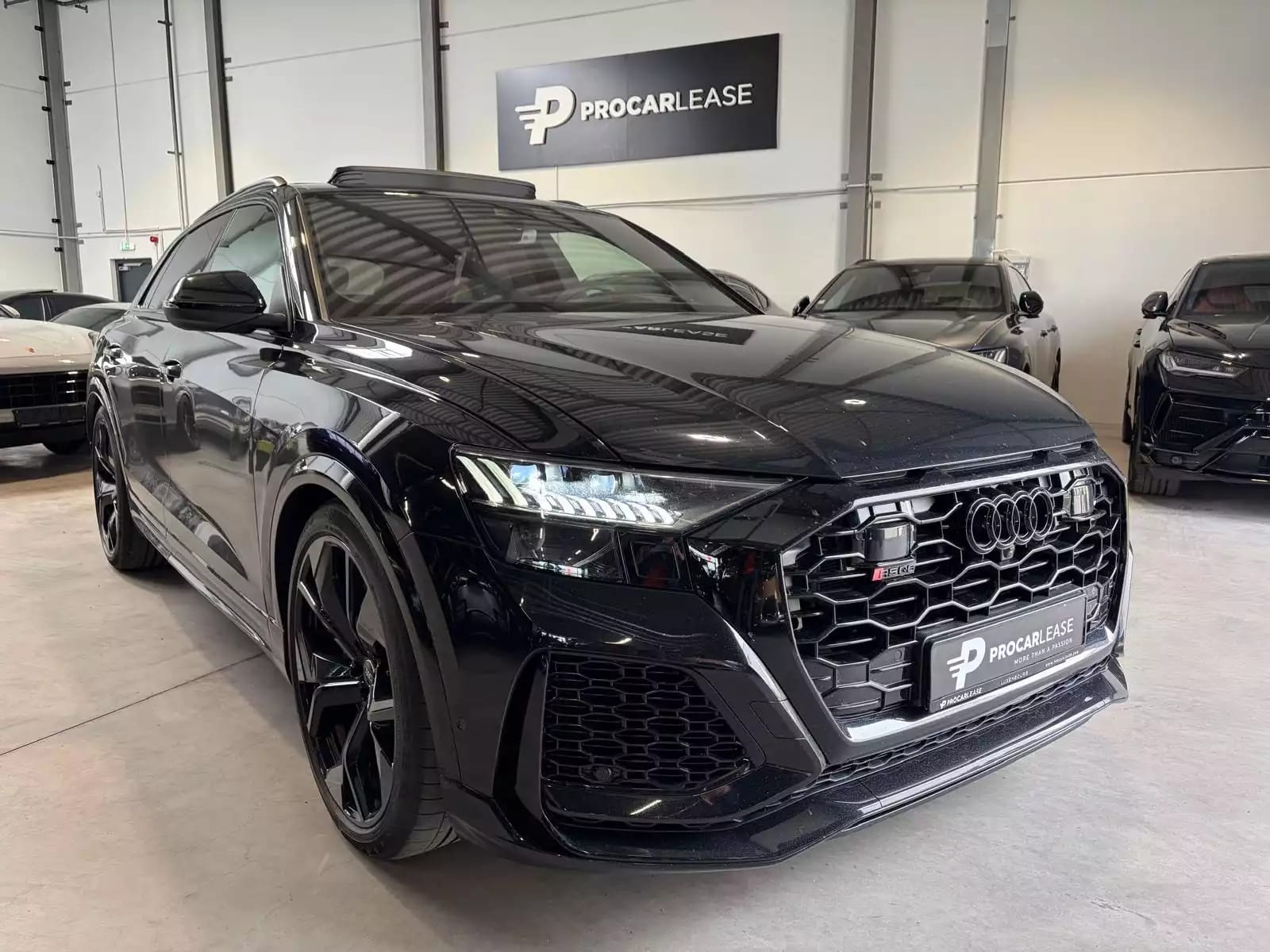 Audi RS Q8 4.0 TFSI/PANO/23//HUD/Matrix/DYNAMIC/NIGHT V/*VOLL** - Photo 1