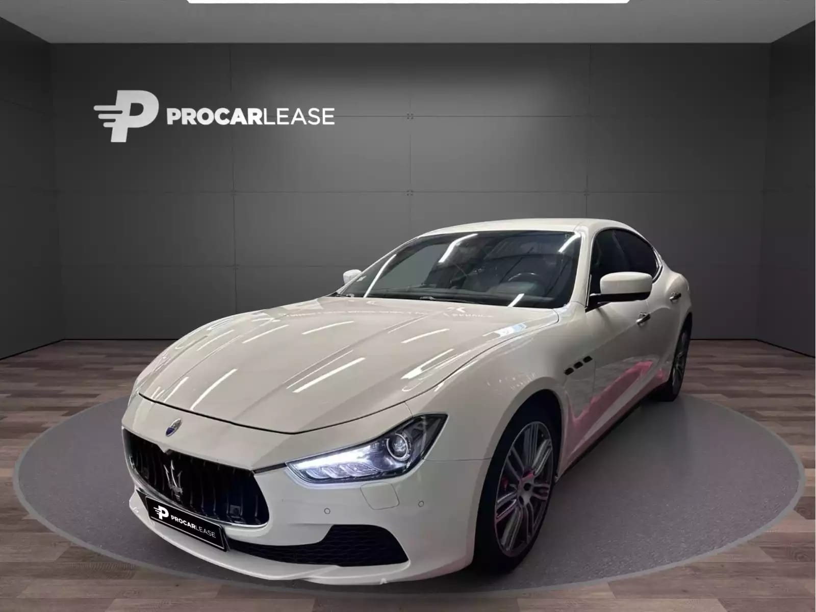 Maserati Ghibli 3.0 V6 S Automatik/ Bi-Xenon/Camera/Carbonne/20/Leder/VOLL - Photo 1