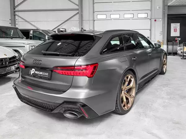 Audi RS6 RS6 Avant PERFORMANCE 4.0 TFSI quattro/22/PANO/KERAMIK/360°/DYN+/VOLL - Photo 2