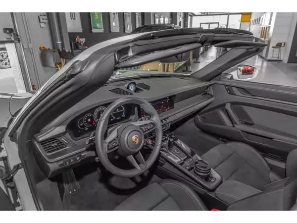 Porsche 992 911/992.2 TARGA 4 GTS / FACELIFT MY2025 / SOFORT - Photo 3