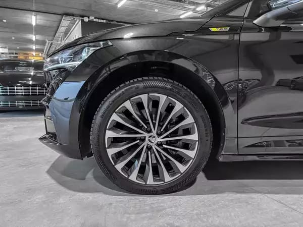 Skoda Enyaq RS LOUNGE/COUPE/PANO/20/CANTON/*VOLL* - Photo 2
