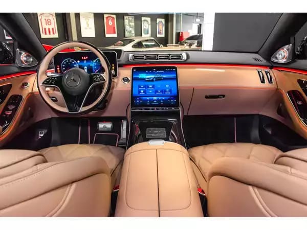 Mercedes-Benz S 680 Maybach S680 4M VIRGIL ABLOH EDITION LIMITED 1 OF 150 - Photo 2