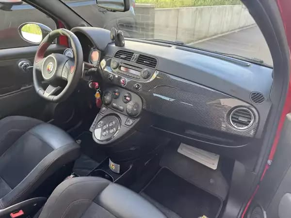 Abarth 695 TRIBUTO FERRARI /CARBON/N°1056/1199 - Photo 3