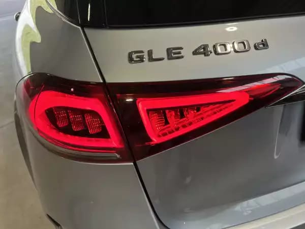 Mercedes-Benz GLE 400 D AMG/ 4Matic /AMG/PANORAMA/ BURMESTER/360/ - Photo 2