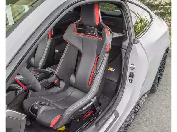 BMW M4 CSL/M 50 JAHRE/KEYLESS/20/HEAD UP/CARBON - Photo 2