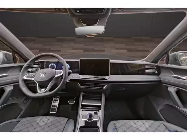 Volkswagen Tiguan Tiguan 2.0 TDI/DSG/4Motion R-Line/ AHK/Pano/360°/Keyless/SPORT/VOLL - Photo 2