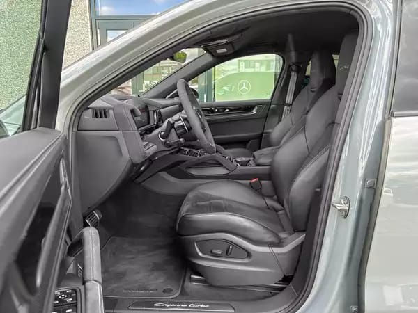 Porsche Cayenne COUPE TURBO GT mit GT-PACKET /XPEL PROTECTION - Photo 3