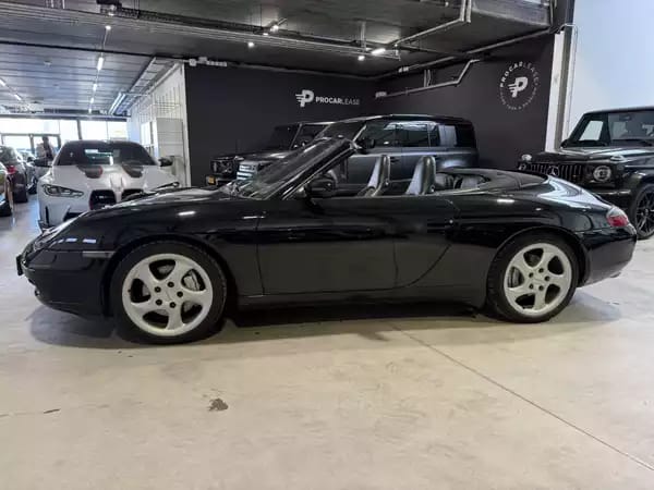 Porsche 996 CARRERA 4 CABRIOLET 3.4 FLAT6 / BVM - Photo 2