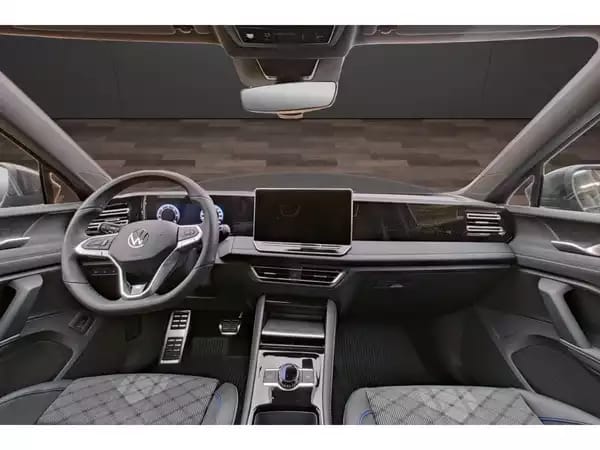 Volkswagen Tiguan Tiguan 2.0 TDI/DSG/4Motion R-Line/ AHK/Pano/360°/Keyless/SPORT/VOLL - Photo 2