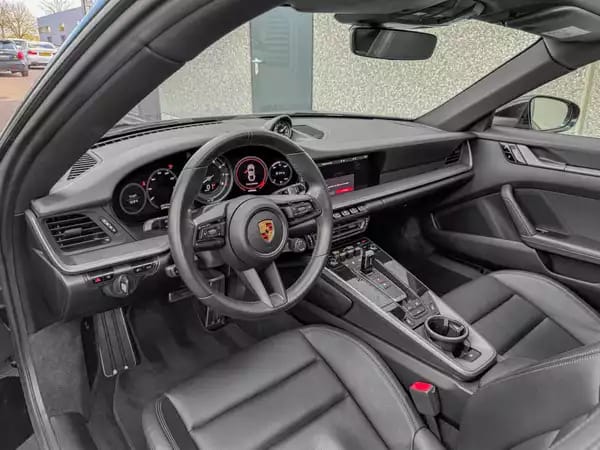 Porsche 911 Type 992 Carrera/toit ouvrant/21/Led/Sport-Chrono-Paket,Camera/Leder - Photo 2