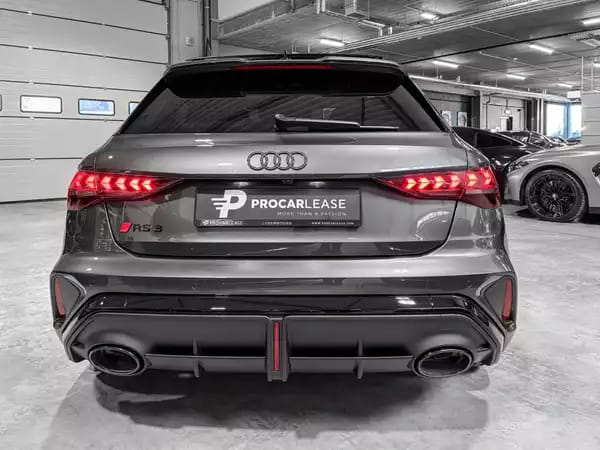 Audi RS3 Sportback 2.5 TFSI quattro/Pano/19/360°/SONOS/SCHALE S/MATRIX - Photo 3