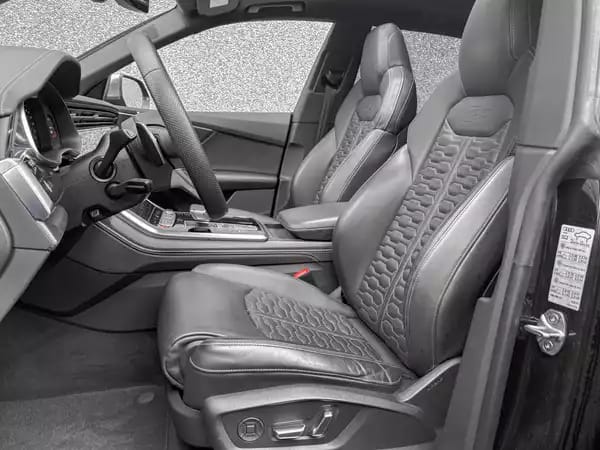 Audi RS Q8 4.0 TFSI/PANO/23//HUD/Matrix/DYNAMIC/NIGHT V/*VOLL** - Photo 2