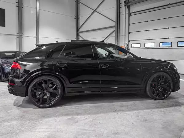 Audi RS Q8 4.0 TFSI/PANO/23//HUD/Matrix/DYNAMIC/NIGHT V/*VOLL** - Photo 3