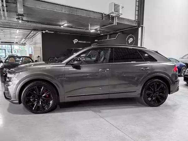 Audi SQ8 4.0 TDI Quattro/Matrix PANO/B&O/23/360°/HUD/AHK/ADAPTATIVE CRUISE - Photo 2