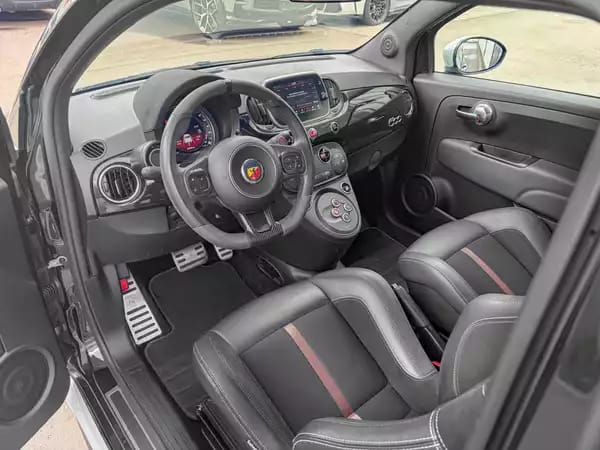 Abarth 695 695 70° ANNIVERSARIO /CARBON/ KONI/ BREMBO/ RECORD MONZAAPPLE CAR PLAY - Photo 2