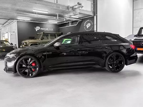 Audi RS6 RS6 PERFORMANCE 4.0 TFSI quattro/ 22/ 360°/HUD/PANO/MATRIX/VOLL - Photo 2