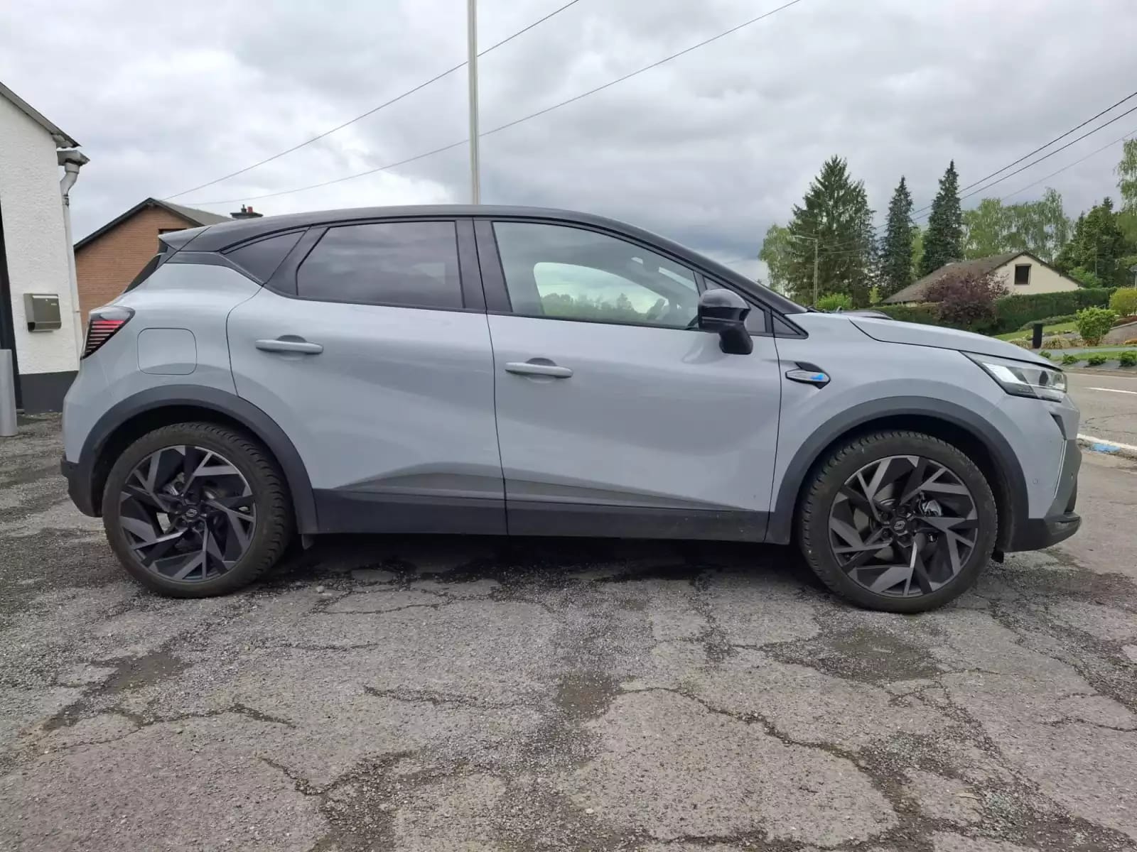 Renault Captur Esprit Alpine Full Hybrid E-Tech - Photo 1