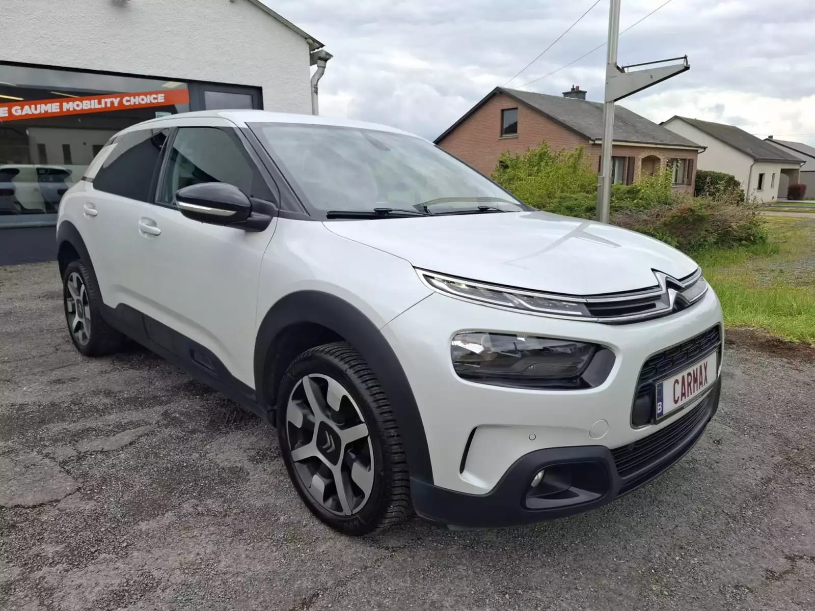 Citroën C4 Cactus 1.2 VTi 110 Shine - Photo 1