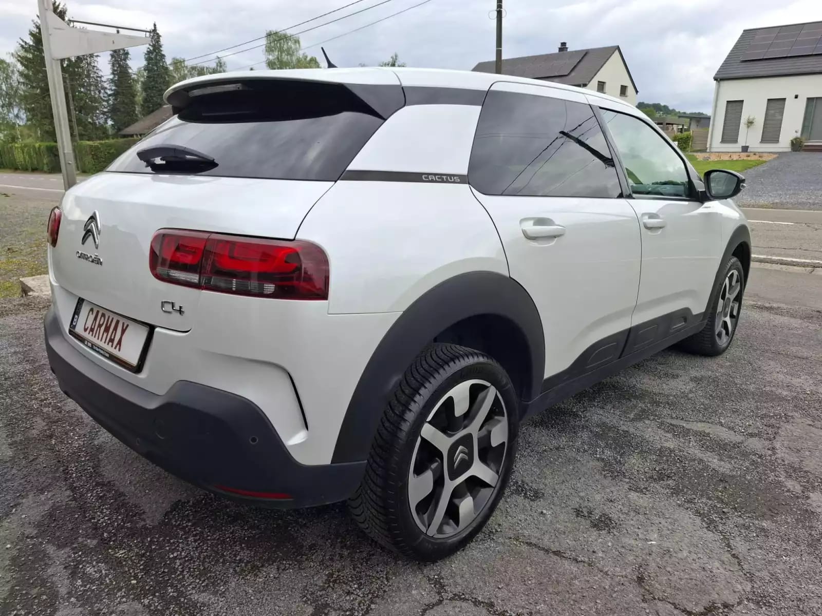 Citroën C4 Cactus 1.2 VTi 110 Shine - Photo 1