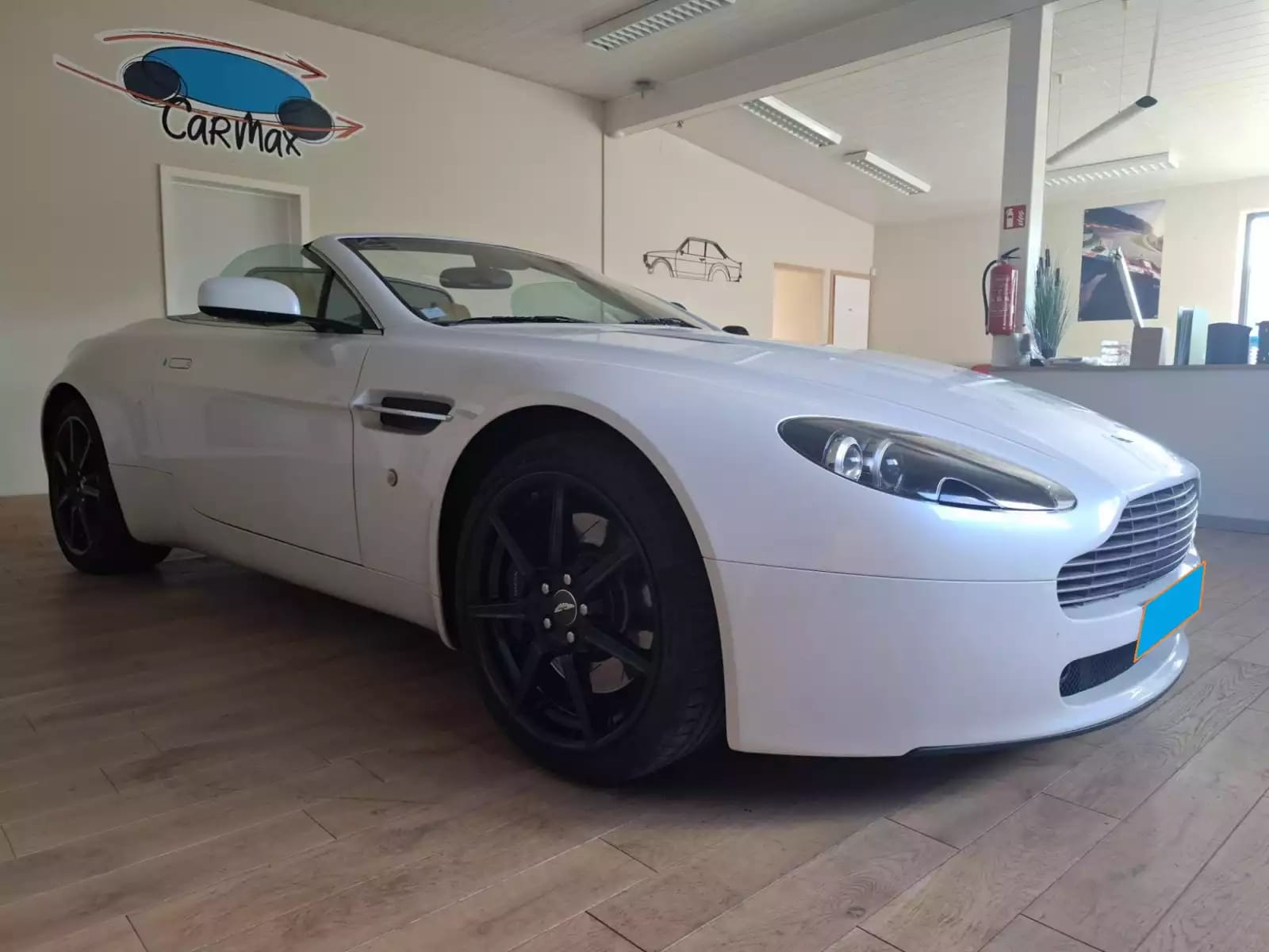Aston Martin Vantage 8Roadster 4.3 V8 Full History - Photo 1