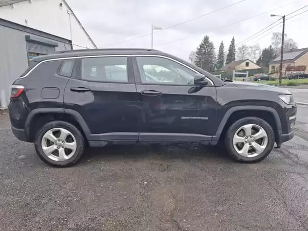 Jeep Compass 2.0 M-Jet 140 4x4 - Photo 2