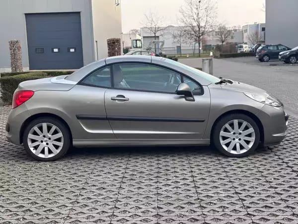 Peugeot 207 CC 1.6 VTi 120 Sport - Photo 2