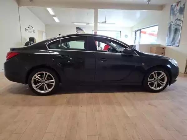 Opel Insignia 2.0 CDTI 130 EcoFlex Cosmo - Photo 2