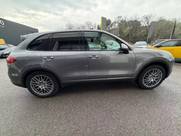Porsche Cayenne 3.0d 245 Tiptronic / 1er prop / Toit pano - Photo 2