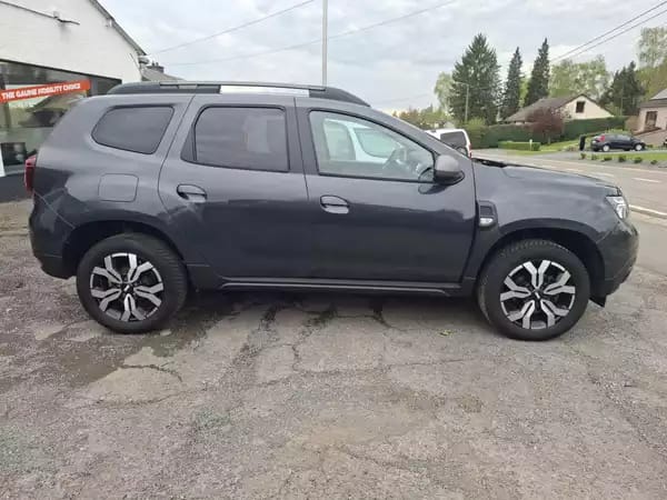 Dacia Duster 1.5 DCI 115 prestige 4x2 - Photo 2