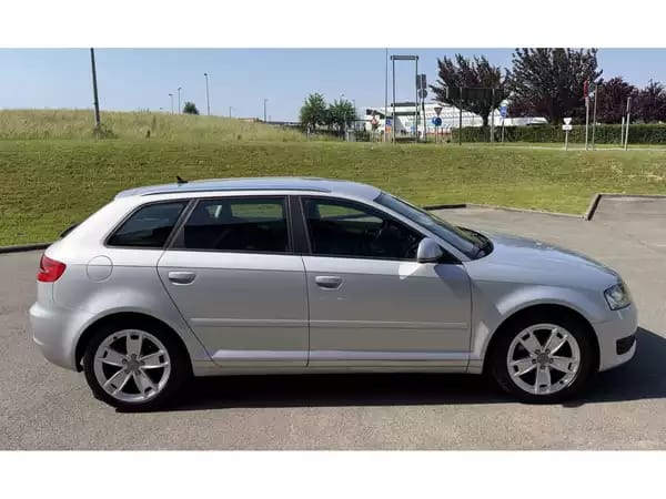 Audi A3 1.4 TFSI 125 Ambition - Photo 2