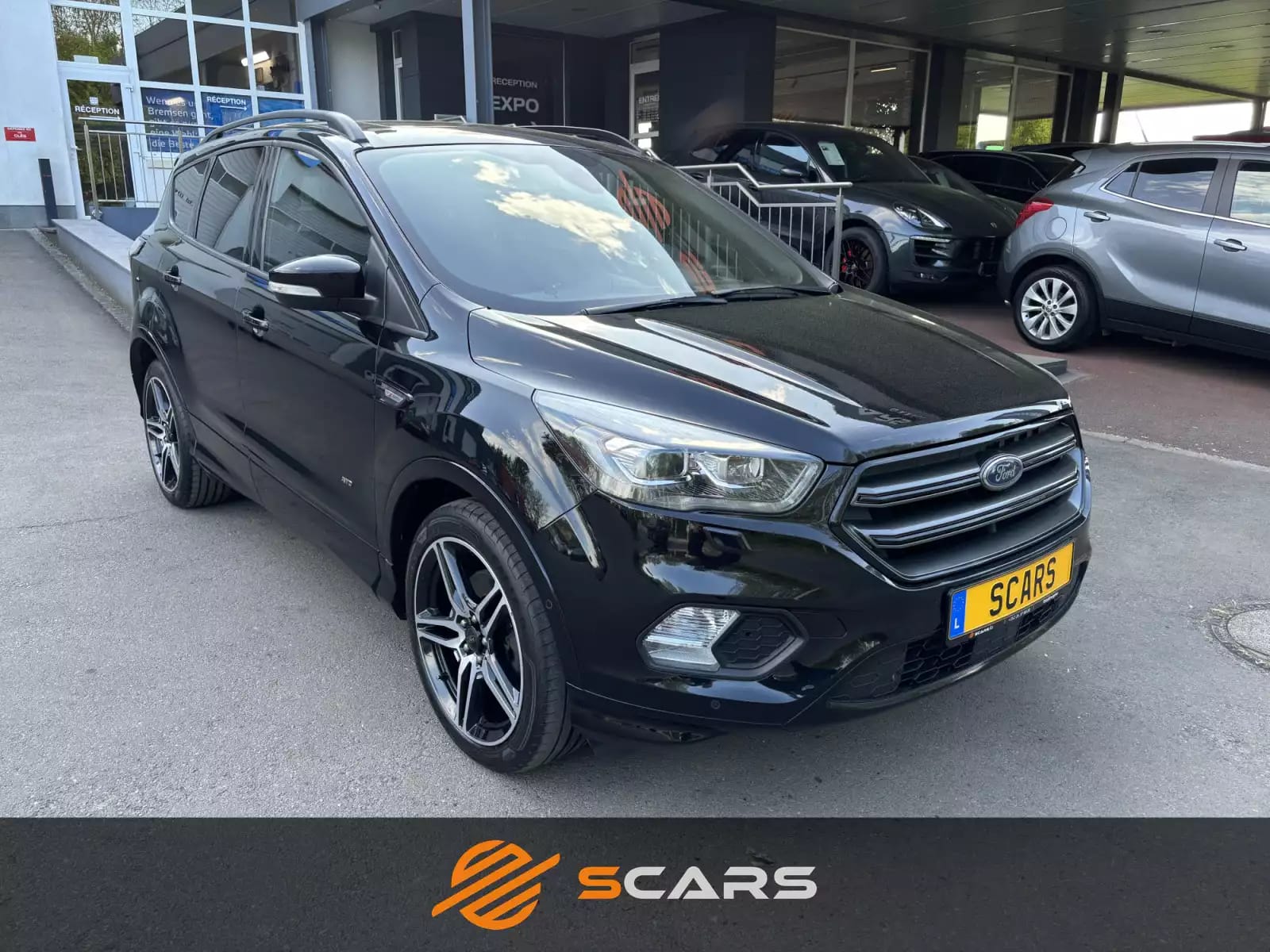 Ford Kuga 2.0 TDCi  150cv ST-LINE 4x4 - Photo 1