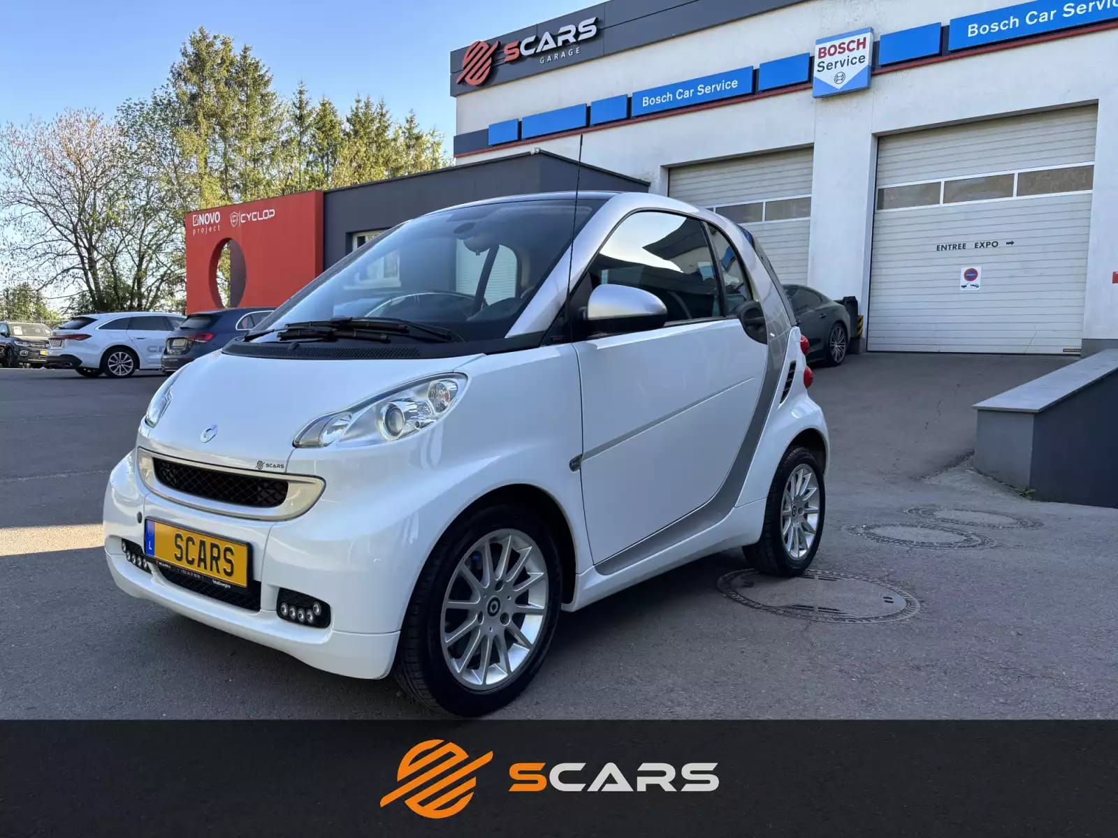Smart forTwo 1.0i MHD Coupe Passion Automatique - Photo 1