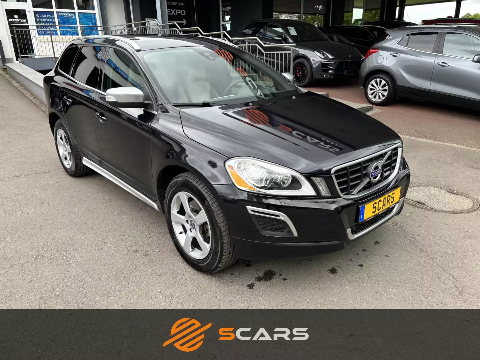 Volvo XC60 R DESIGN 2.4 D5 215CV 4x4 AWD - Photo 1