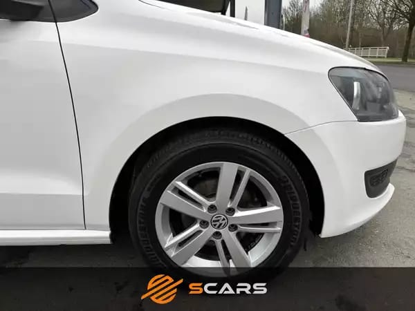 Volkswagen Polo 1.6 Tdi Bluemotion - Photo 3
