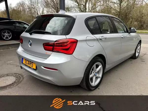 BMW 118 d XDrive 150cv F20 LCI - Photo 3