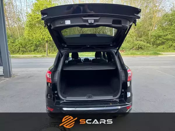 Ford Kuga 2.0 TDCi  150cv ST-LINE 4x4 - Photo 3