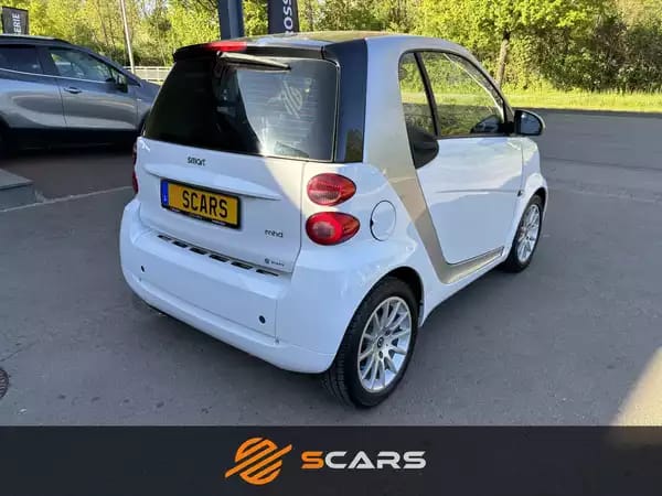 Smart forTwo 1.0i MHD Coupe Passion Automatique - Photo 3