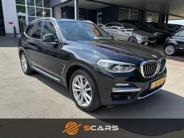BMW X3 20i LuxuryLine XDrive 184cv - Photo 2