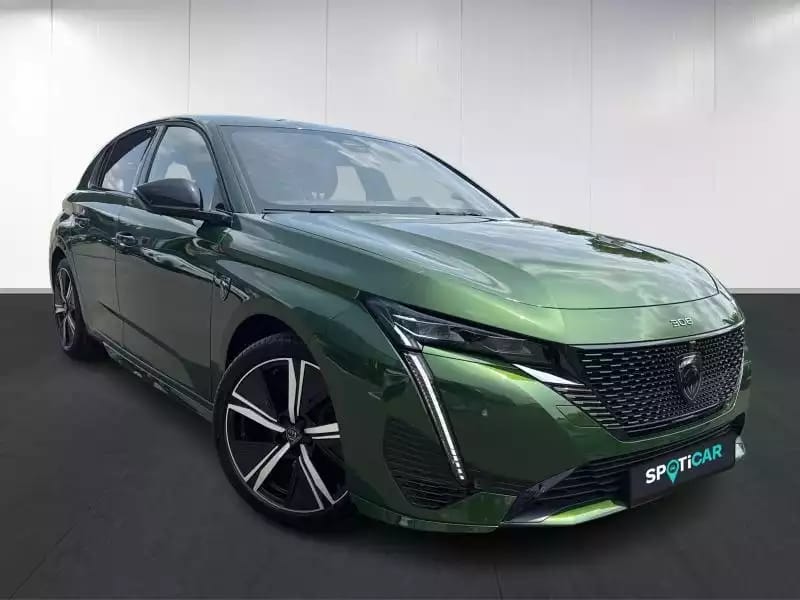 Peugeot 308 III and e- GT - Photo 1