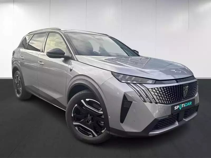 Peugeot 5008 III and e- GT - Photo 1