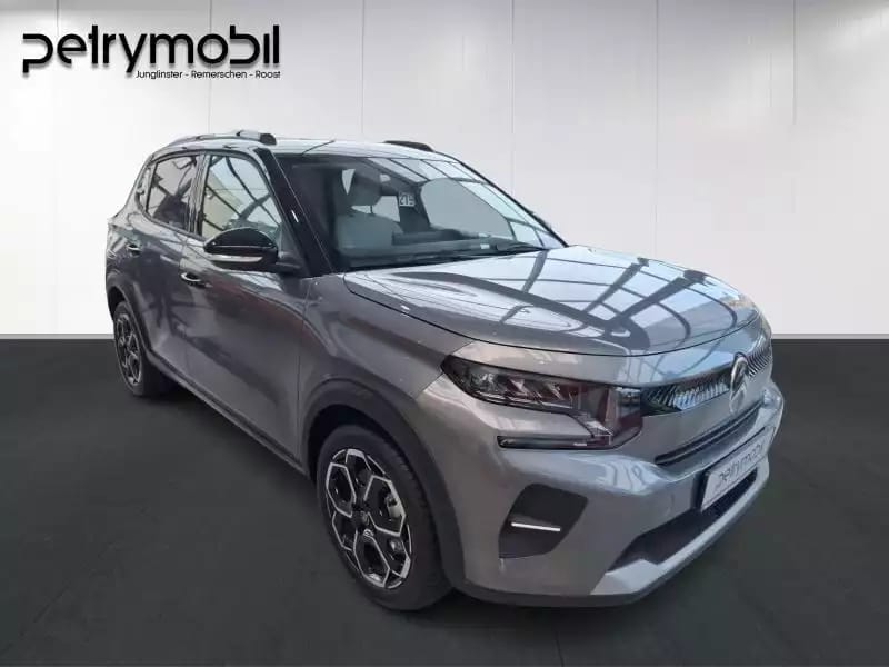 Citroën C3 and ë- IV Max - Photo 1