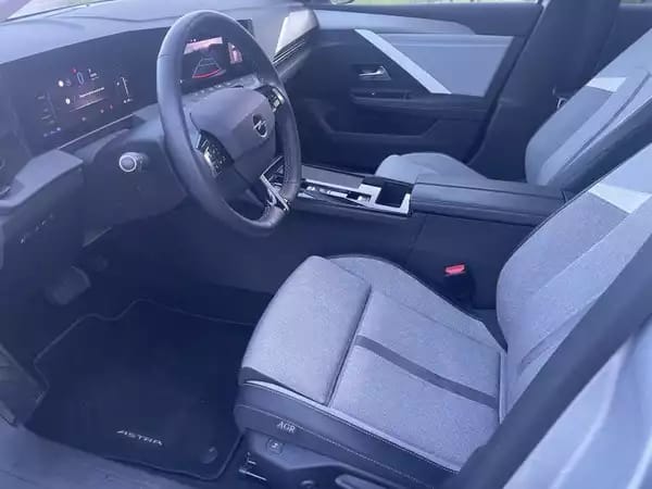 Opel Astra Sports Tourer Business Elegance - Photo 2