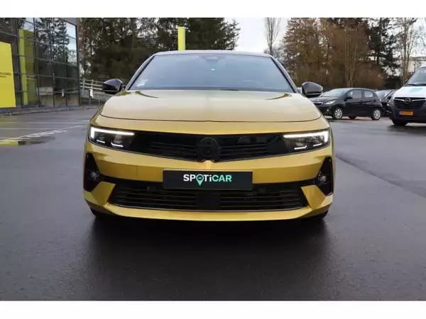 Opel Astra GS - Photo 2